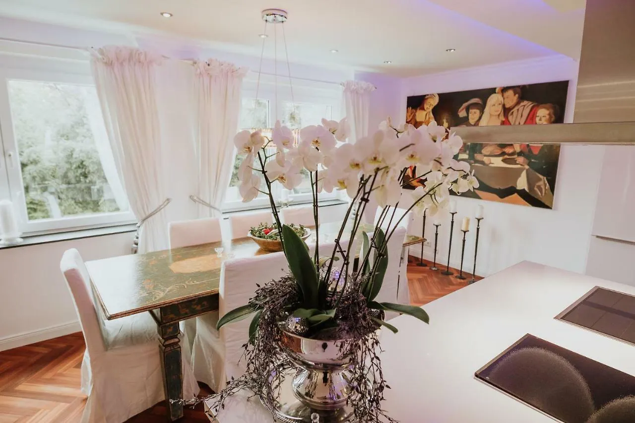 Luxury Apartment & Penthouse Villa Cologne