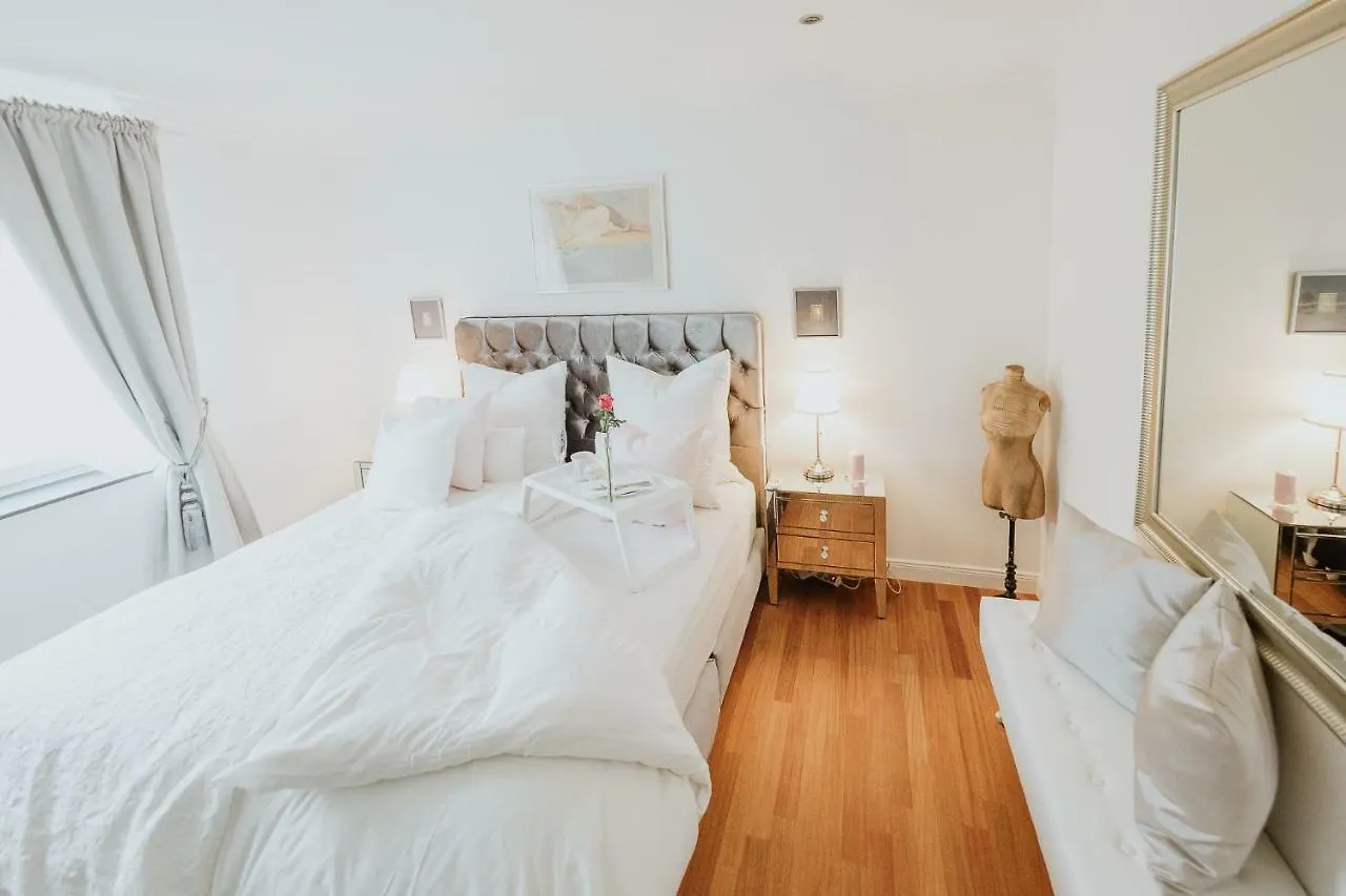 Luxury Apartment & Penthouse Villa Cologne