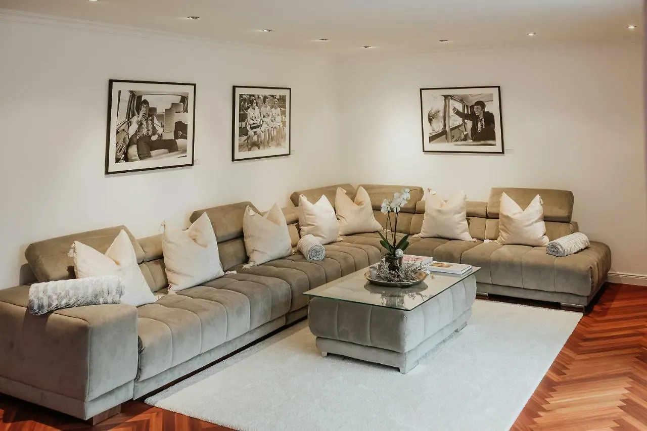 Luxury Apartment & Penthouse Villa Cologne