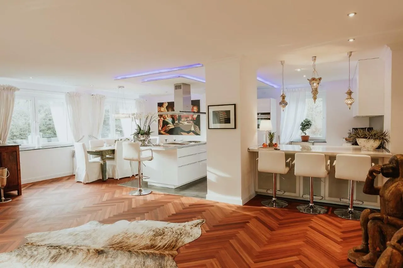 Luxury Apartment & Penthouse Villa Cologne